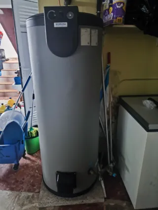 Termo eléctrico agua caliente Domusa