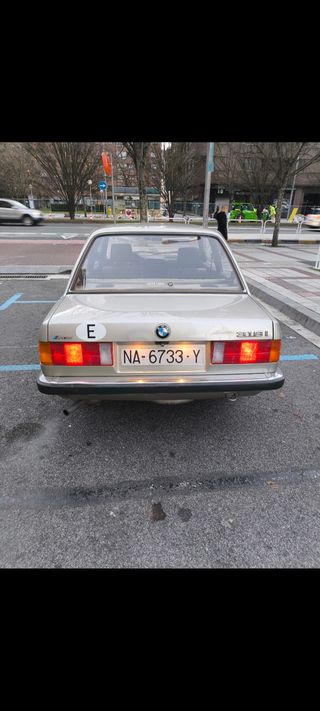 BMW e30 318i 1983