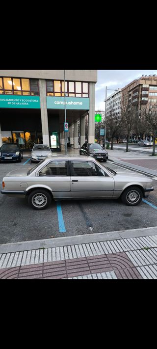 BMW e30 318i 1983