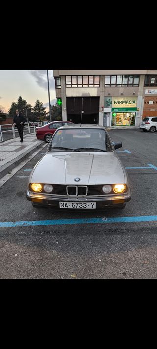 BMW e30 318i 1983
