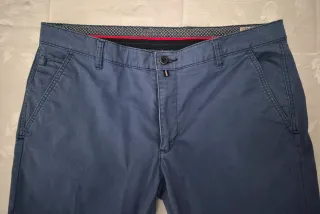 Pantalón de caballero azul