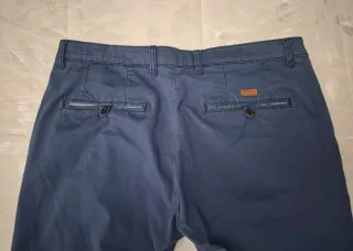 Pantalón de caballero azul