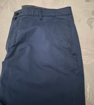 Pantalón de caballero azul