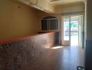 Local comercial en venta en Núcleo Urbano en Chiclana de la Frontera