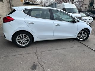 KIA Ceed 2012