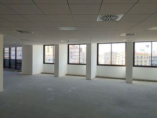 Oficina en alquiler en Centro en Alicante