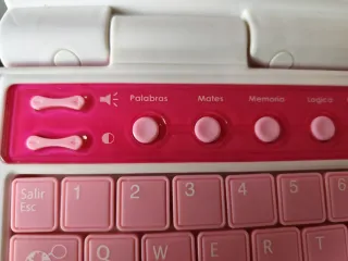 Ordenador Barbie con ratón