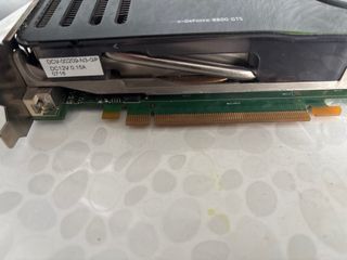 EVGA e-GeForce 8800 GTS con caja