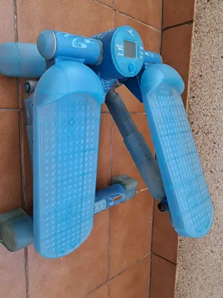 Pedales de ejercicio azules