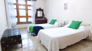 Casa adosada en venta en San Bartolomé - Millán de Priego en Jaén