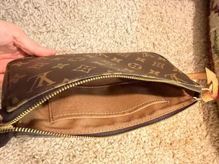 Louis Vuitton Pochette Marrón y Rojo