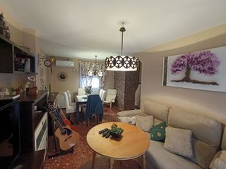 Casa adosada en venta en Carolina (La)