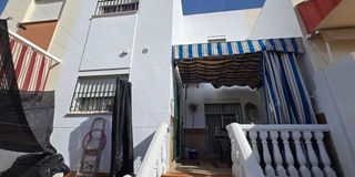Casa adosada en venta en Vista Azul - Consolación en Dos Hermanas