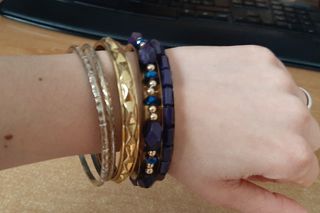 Set 5 bracciali blu e oro