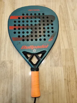 Pala Bullpadel Vertex 03 Tello