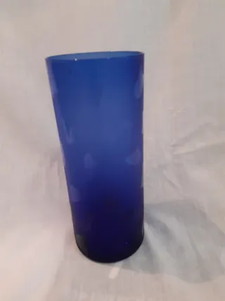 Vaso in vetro blu