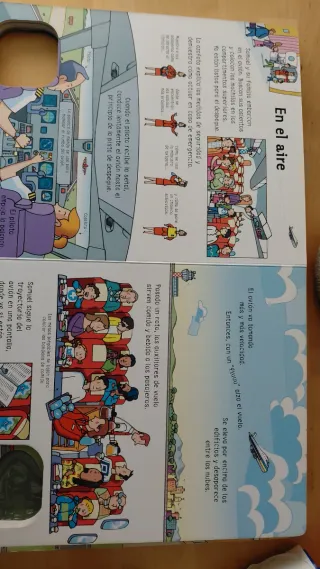 Juega con el libro del avión