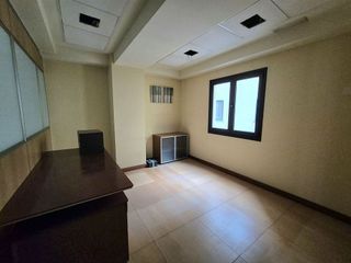 Oficina en venta en Zona Teatro Campoamor en Oviedo