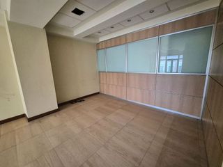 Oficina en venta en Zona Teatro Campoamor en Oviedo