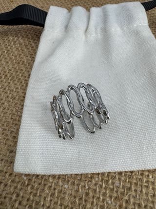 Anillo de acero inoxidable