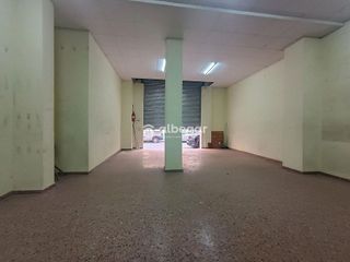 Local comercial en venta en Zona Avenida al Vedat en Torrent