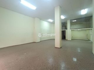 Local comercial en venta en Zona Avenida al Vedat en Torrent