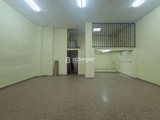Local comercial en venta en Zona Avenida al Vedat en Torrent