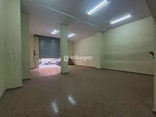 Local comercial en venta en Zona Avenida al Vedat en Torrent