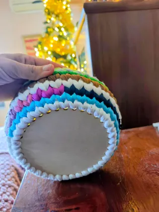 Cestino in tessuto multicolore