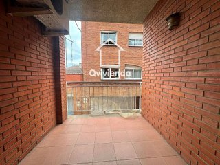 Casa adosada en venta en Santa Perpètua de Mogoda