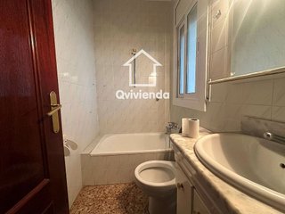 Casa adosada en venta en Santa Perpètua de Mogoda