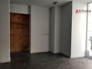 Local comercial en alquiler en Centro - Ayuntamiento en Santander