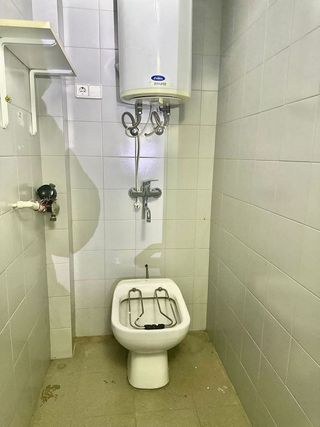 Local comercial en alquiler en La Villa - Bazuelo en Mieres