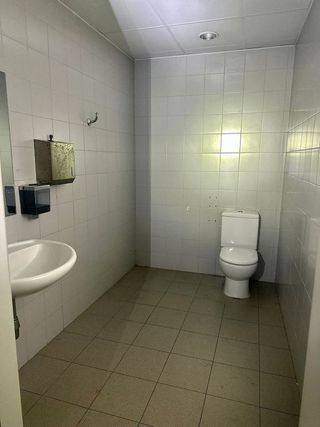 Local comercial en alquiler en La Villa - Bazuelo en Mieres