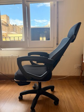 Silla ergonómica c/ 1 mes de uso. Excelente estado