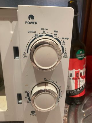 Microondas Orbegozo Blanco