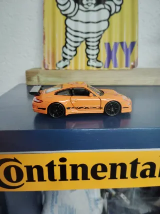 Porsche 911 GT3 RS Welly Naranja