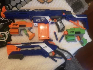 Pistolas Nerf Roughcut 2x4 y Accesorios