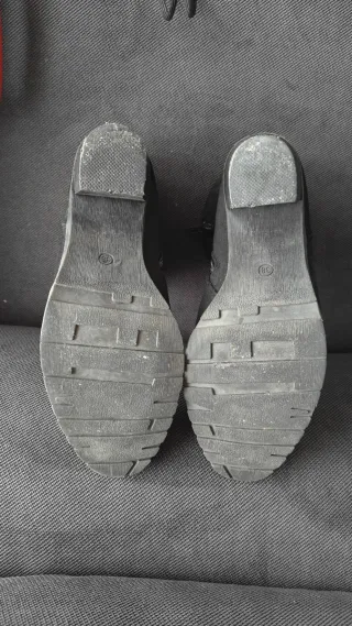 Botines de tacón negros