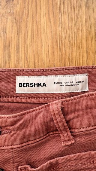 Pantalones campana Bershka rosas
