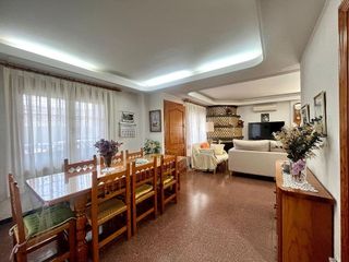 Chalet en venta en Jubalcoi en Elche