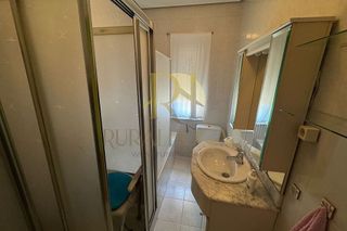 Chalet en venta en La Vega - Oteruelo en León