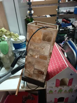 Lámpara de mesa nacarada