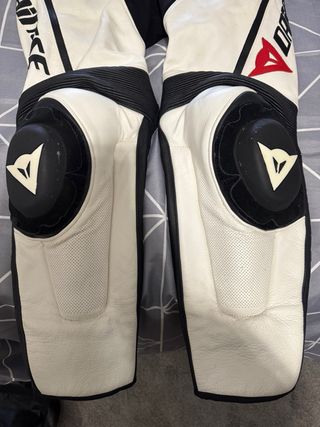 Mono Dainese Laguna Seca Talla [ 58 ]