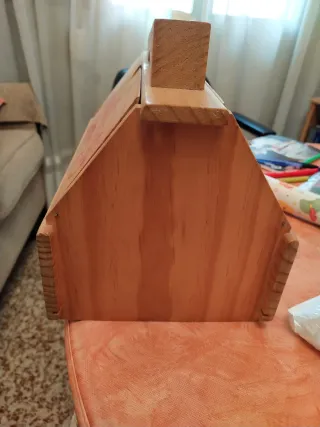 Caja de madera limpiazapatos