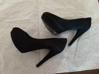 Scarpe donna décolleté Guess Nere