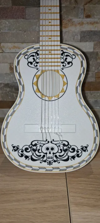 Guitarra Coco impresión 3D
