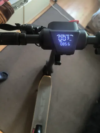 Patín Eléctrico Seminuevo, negociable con cargador