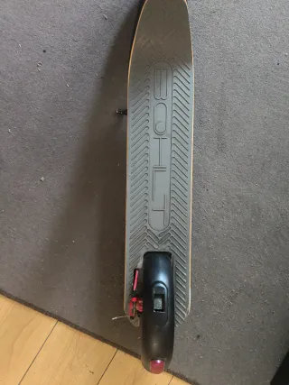 Patín Eléctrico Seminuevo, negociable con cargador