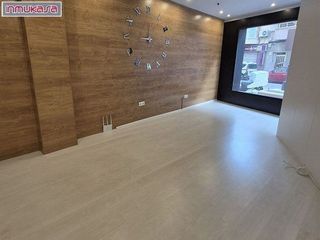 Local comercial en venta en Zona Pueblo en Guardamar del Segura